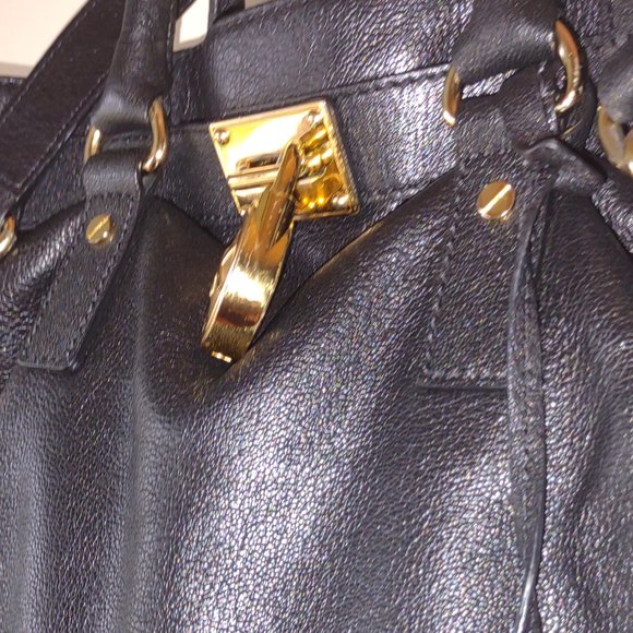 Michael Kors Black Hamilton Handbag Cross Grain Leather Padlock/Key Design - Picture 7 of 7